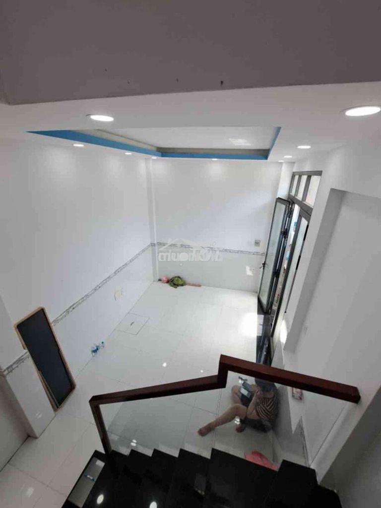 Bán gấp] nhà 3 tầng 108m2 nở hậu – shr hoàn công – giá chỉ 2.8 tỷ - Ảnh 2