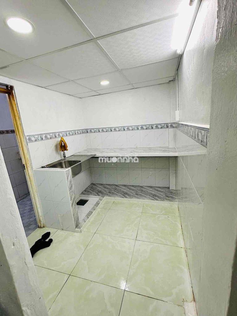 Nhà cho thuê gò xoài 2pn có 5,5tr - Ảnh 4