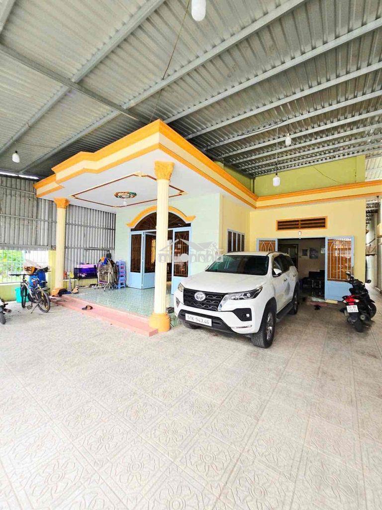 Ngộp bank 7tỷ giảm 4tỷ bán giá 8tỷ5 200m2 ngang 10m đường võ văn hát
