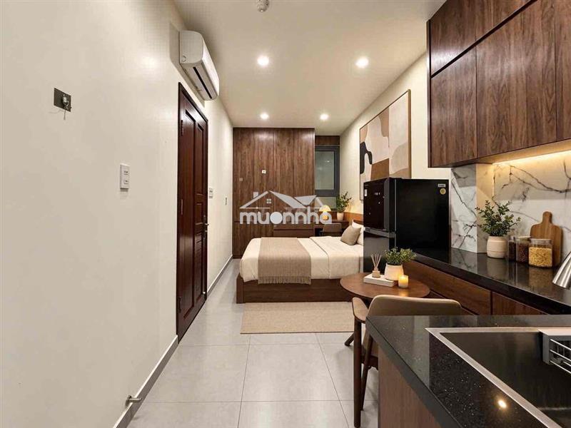 Căn hộ sạch sẽ 30m2 thoáng - thang máy - mặt tiền hùng vương quận 5