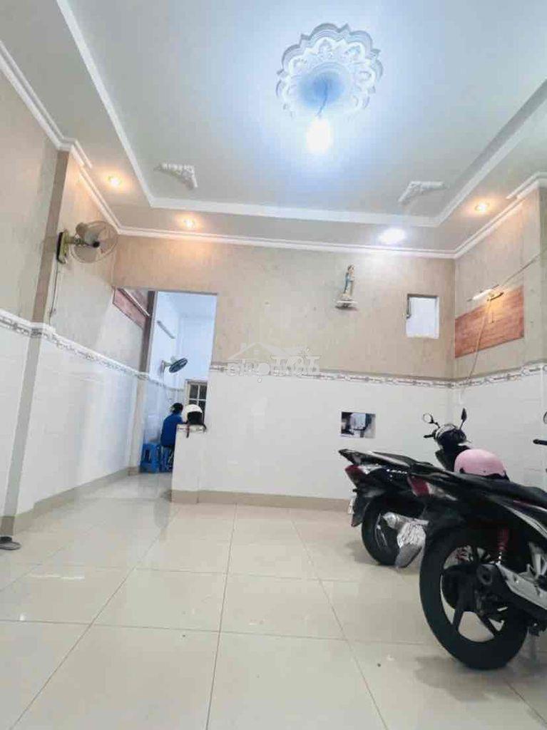 Bán gấp nhà tktq ngay tân sơn nhì - 46m2 - 1 lầu - hẻm 3gac - Ảnh 2