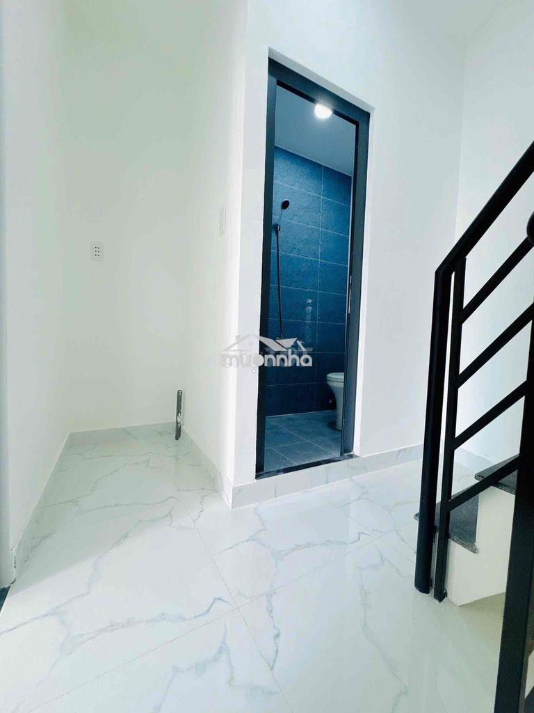Nhà bán 3 lầu hẻm 154 âu dương lân giá chưa đến 3t - Ảnh 4