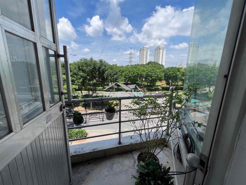 Cho thuê phòng ngay chân cầu sg diện tích 60m2