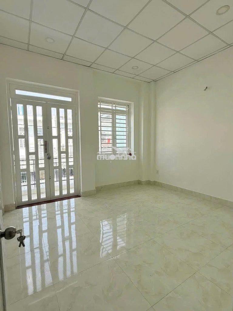 Nhà ngã tư ga q12 1 lầu 2pn 40m2 hẻm xe hơi - Ảnh 2