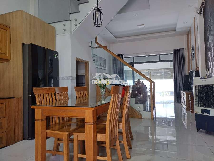 Giảm sâu - nhà 3 tầng linh xuân thủ đức-65m2-6,9 tỷ - Ảnh 3