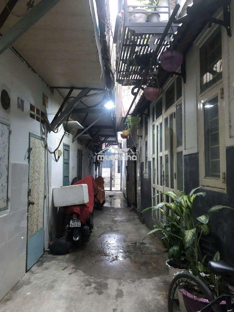 Nhà nguyên căn đinh bộ lĩnh, 2pn, 2wc, 1 kín, 1 hở, ban công, cửa sổ. - Ảnh 4