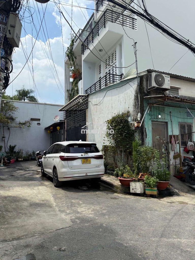 Phạm văn bạch - hẻm xh| 4ty.. | 40m2 | 3 tầng | 4pn| sổ a4
