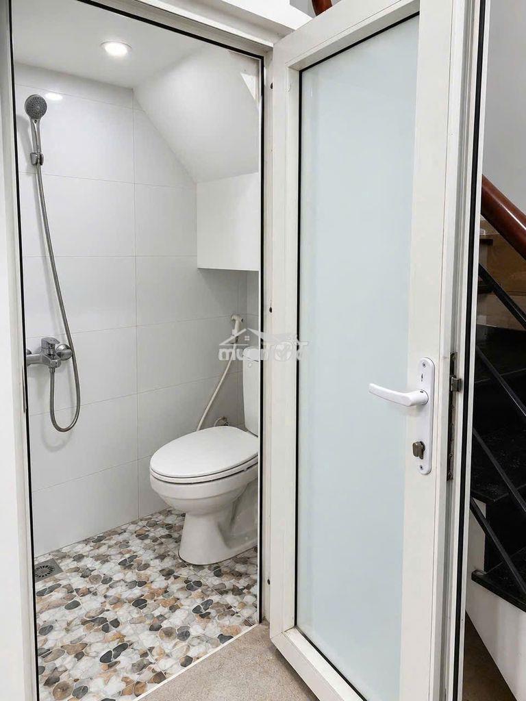 Nhà mới 3pn hẻm xe hơi trần văn đang quận 3 - Ảnh 2