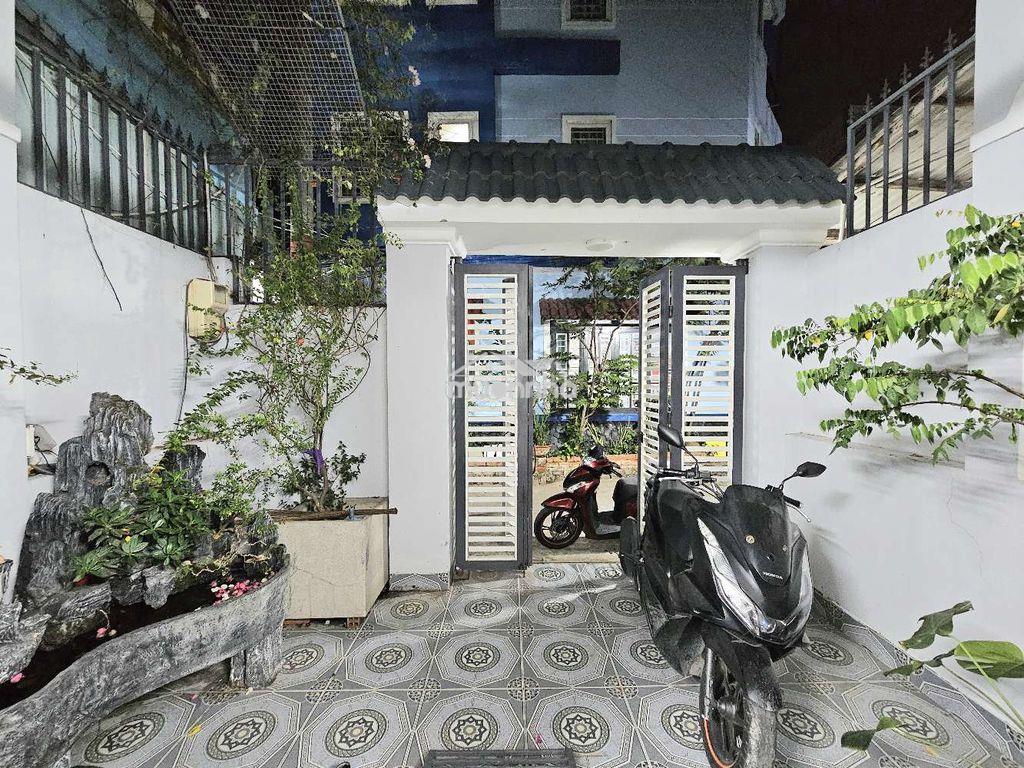 Nhà 4,7x21m 2 lầu 5pn hẻm xe hơi vf3 huỳnh tấn phát kế quận 7 5.7 tỷ - Ảnh 2