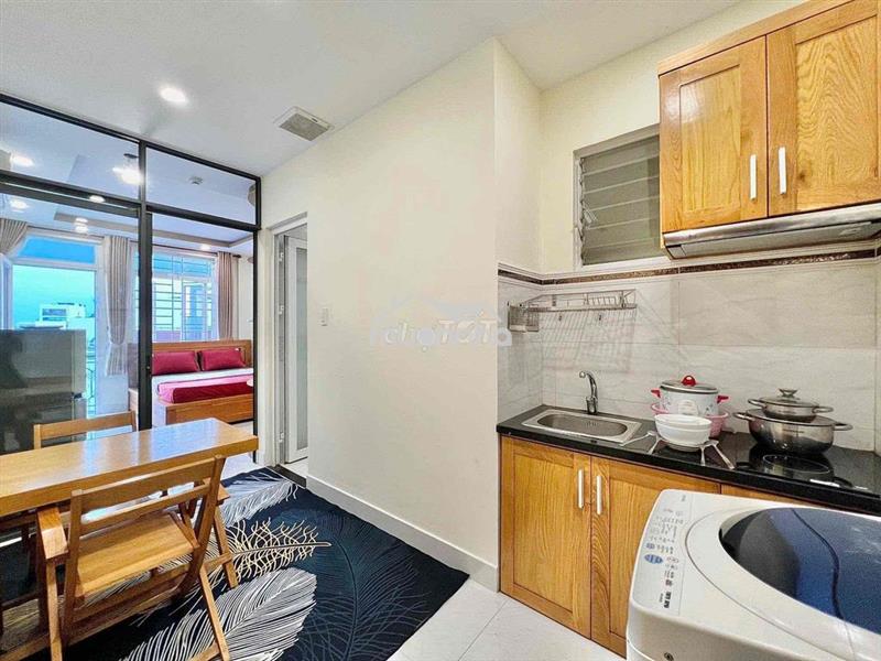 Cho thuê căn 1pn tách bếp ban công thang máy giặt riêng full nt quận 3