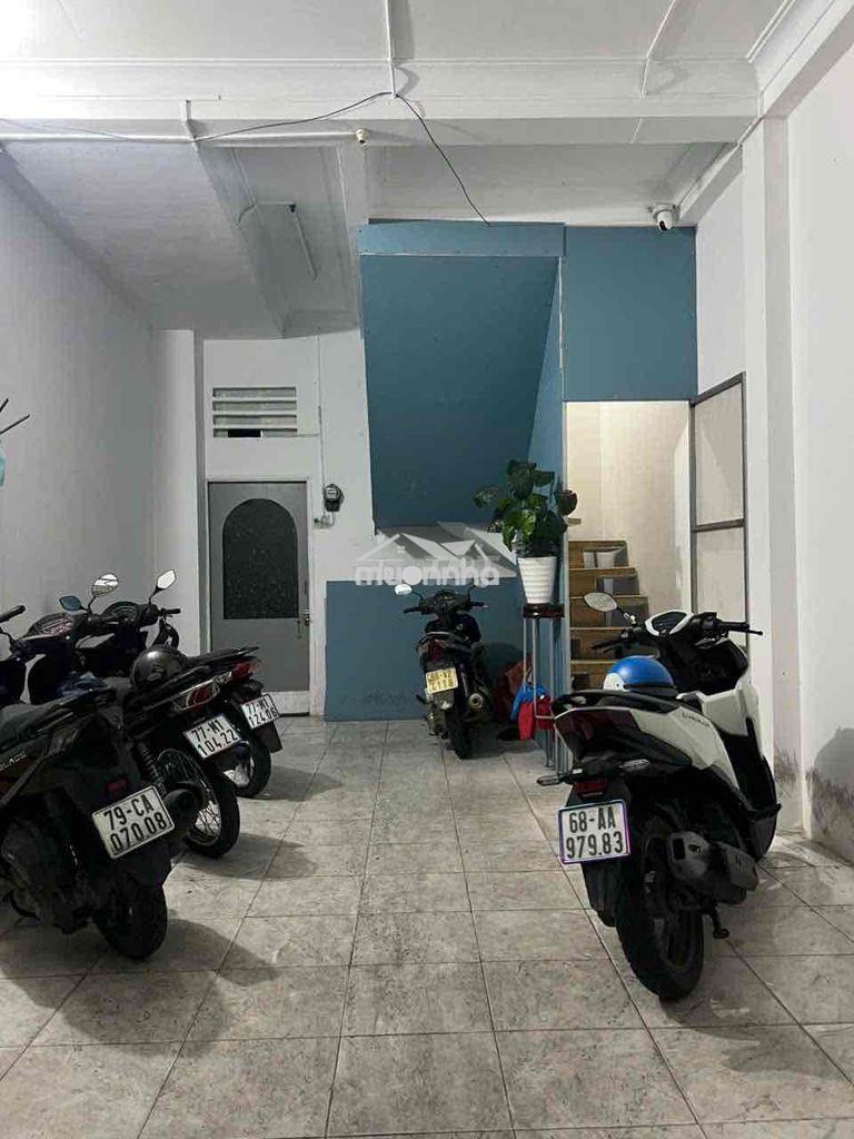 Bán nhà hẻm 4 mét đường cmt8 phường 13 quận 10, - Ảnh 3