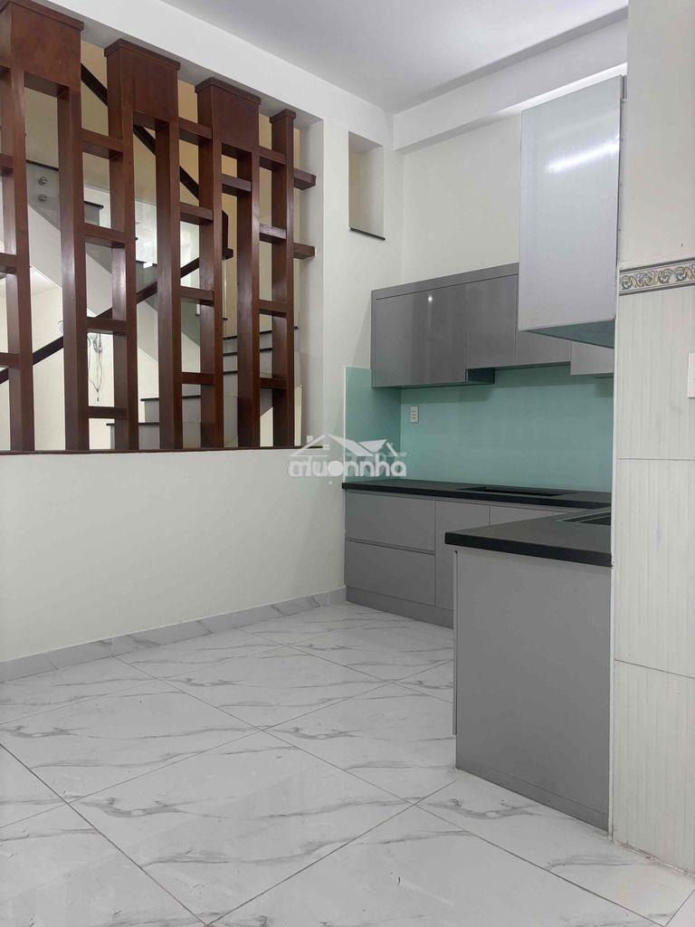 Nhà hxh 3 tầng hoàn công đủ. 81m2 ngang 5m. 100m đến ngã tư pvđ và kvc - Ảnh 4