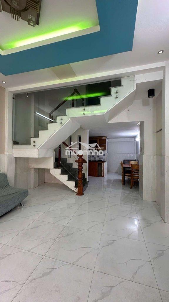 Bán nhà 2 tầng nở hậu ở p10 - 43m² hxh - nhỉnh 4 tỷ  - Ảnh 2