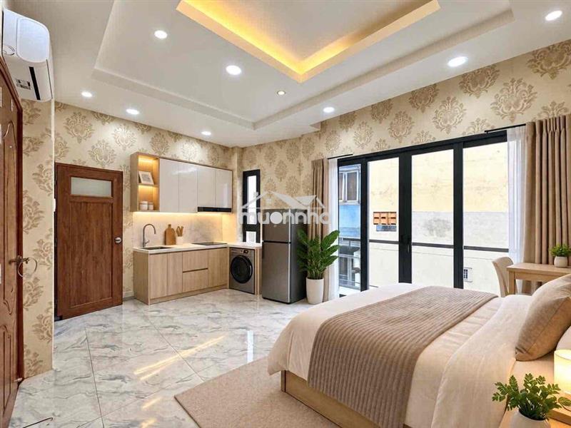 Khai trương căn hộ ban công và cửa sổ sáng , huỳnh mẫn đạt q5 gần q1
