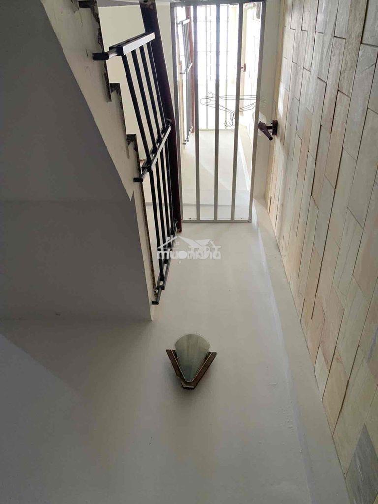 Nên xem⚠️6 tỷ nhỉnh - 70m2 - 4 tầng - hxt thông - gần cc dreamhome - Ảnh 4