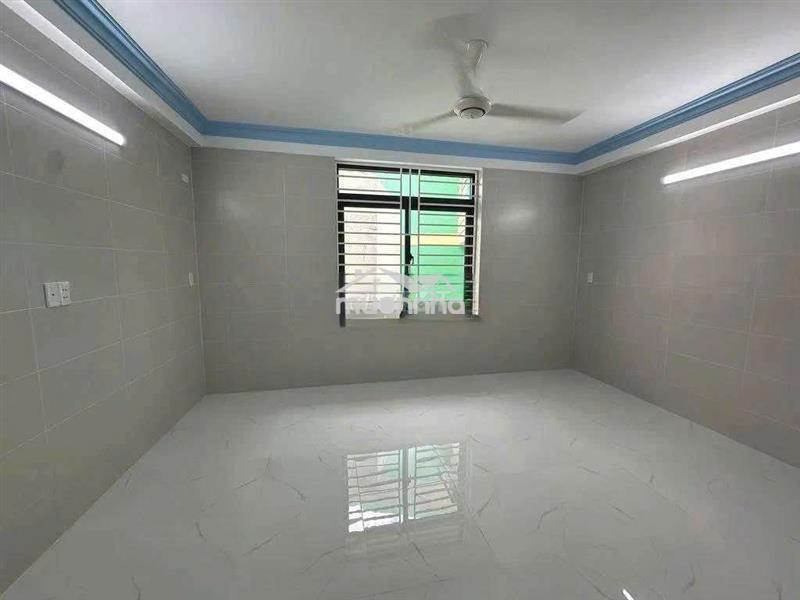 Nhà mới nguyên căn , có sẵn nội thất