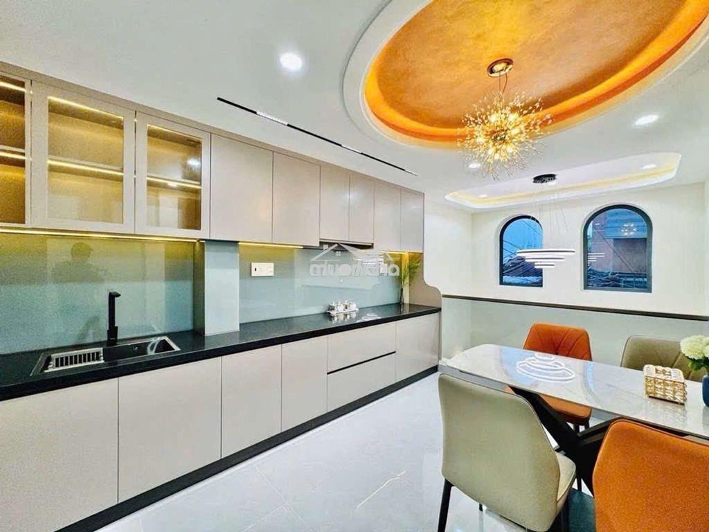 Sát bên chợ bà chiểu nhà đẹp 5t đúc cứng cho gd đông người về ở ngay - Ảnh 4