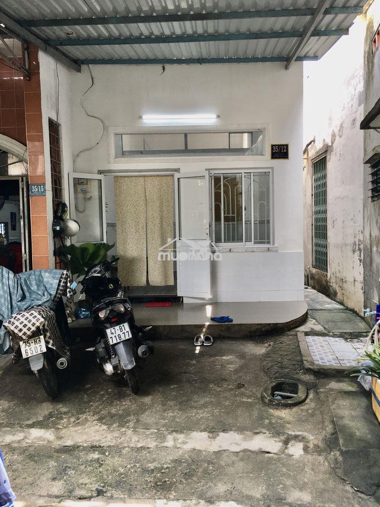Nhà kiến trúc sư-chính chủ- có sân để xe!!!