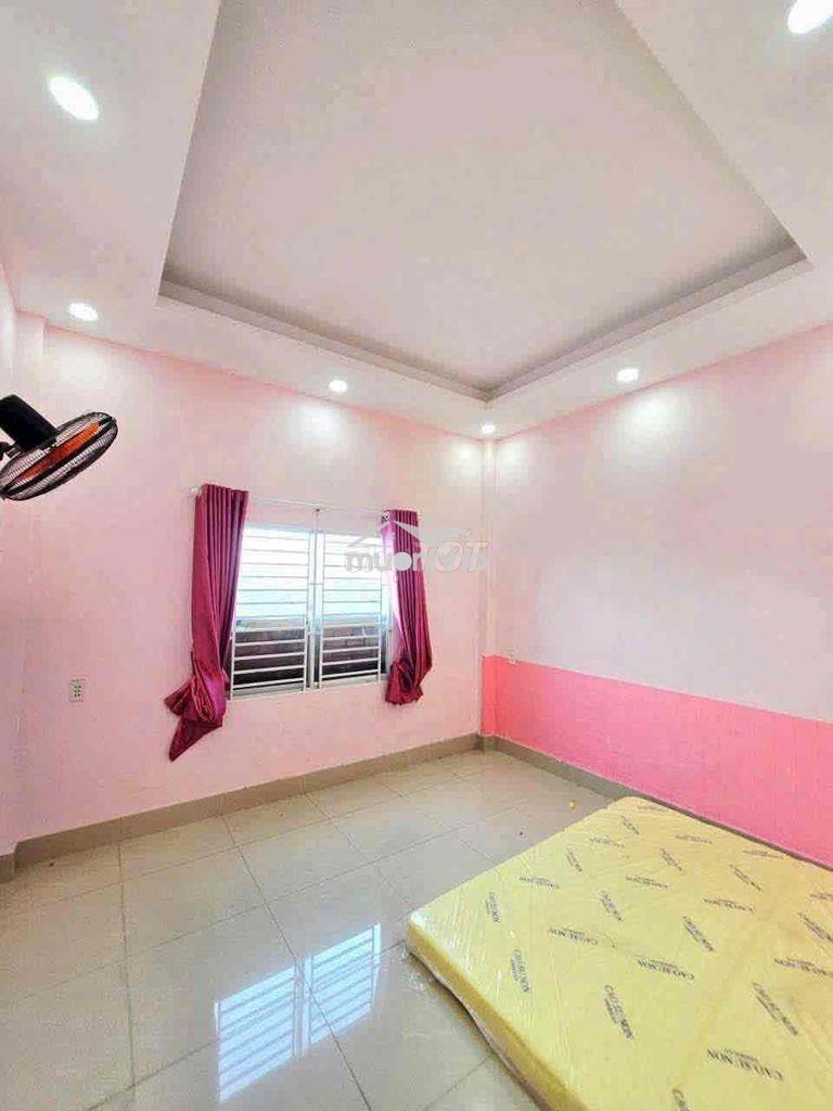 Nhà 3 tầng hxh gần ubnd phường long trường, 3pn 2wc, 4x14m, 56m2 vuông - Ảnh 2