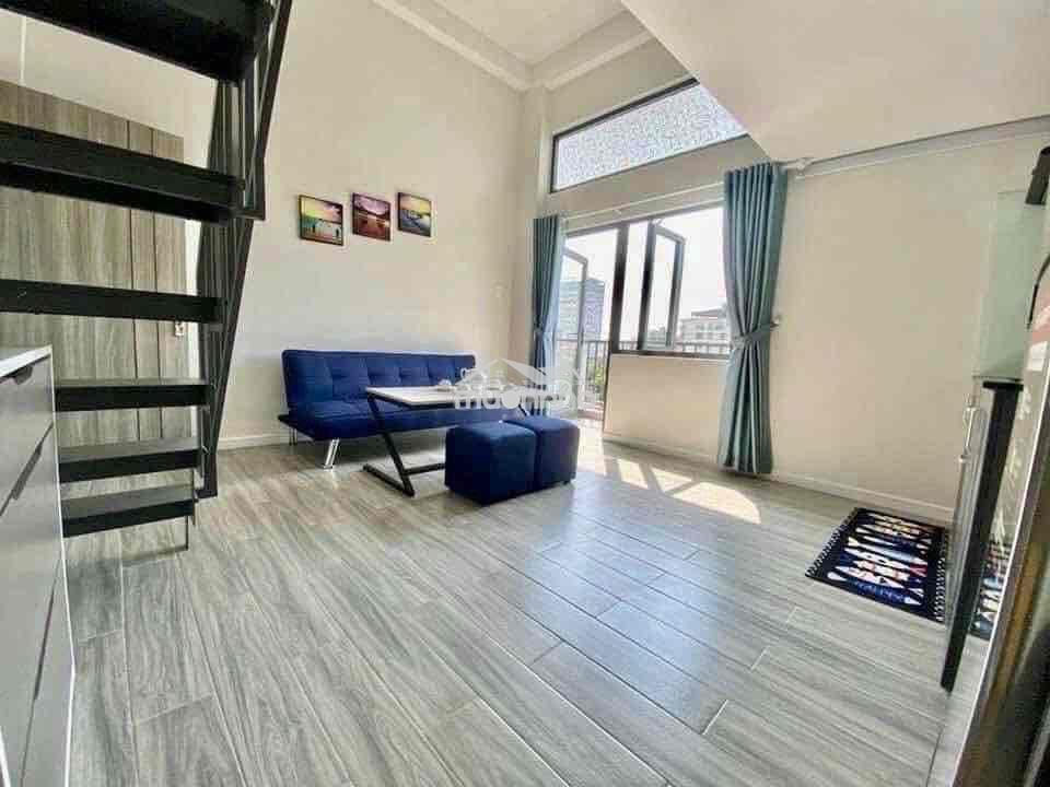 Cho thuê căn duplex ban công lớn, ngay emart phan văn trị - Ảnh 4