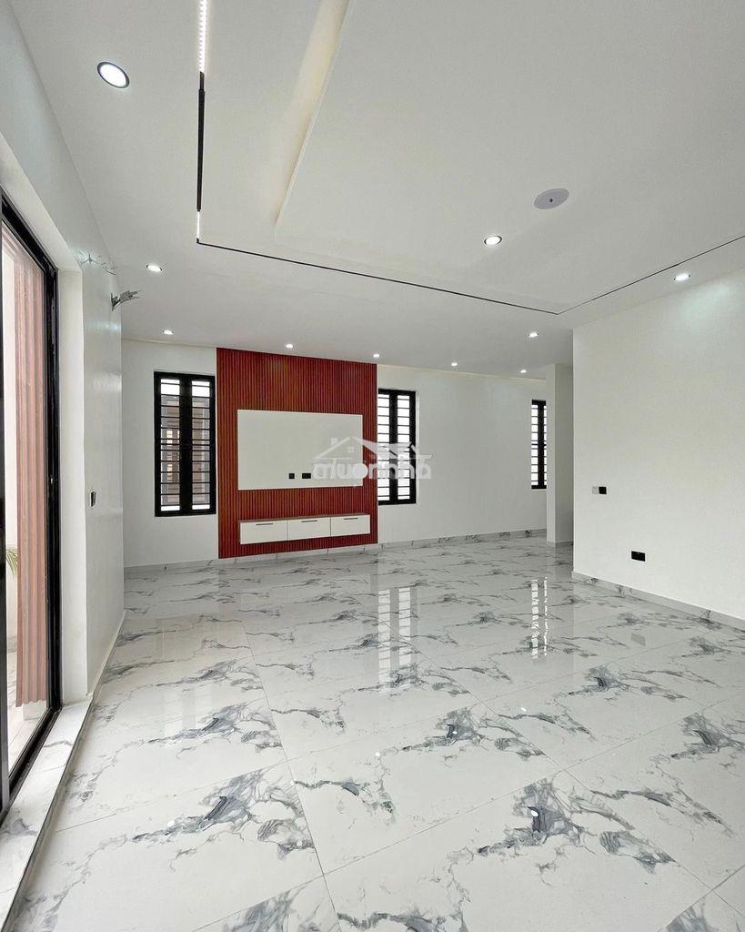 Bán nhà mới 3 tầng hẻm oto quận 5 50m2 chỉ nhỉn 8 tỷ ở ngay sổ hồng cc - Ảnh 4