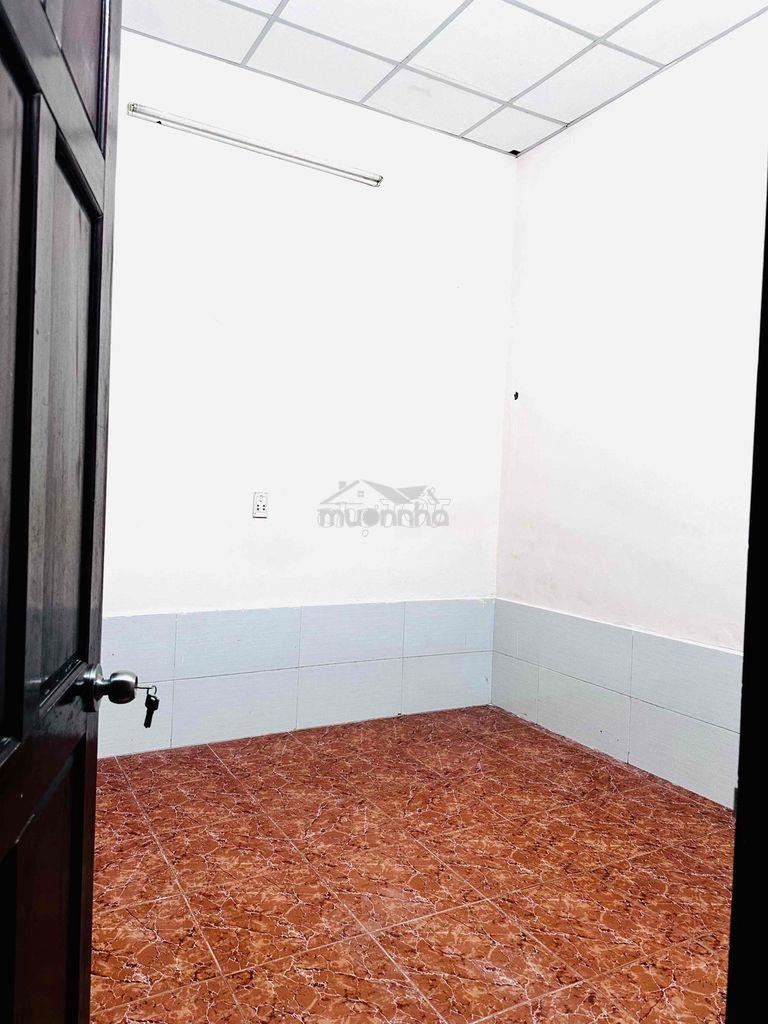 Cho thuê nguyên căn nhà cấp 4 đẹp, hẻm xe hơi: 2 pn - Ảnh 2