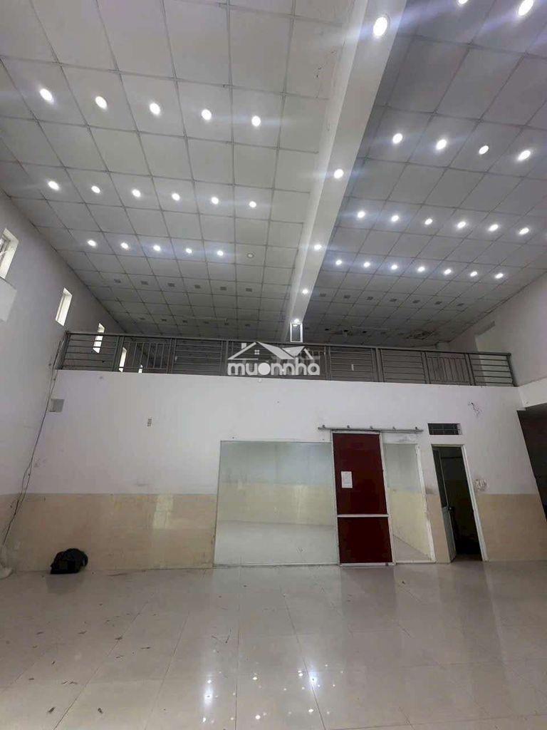 Kho đẹp nền gạch men  gò xoài 270m2 - Ảnh 3