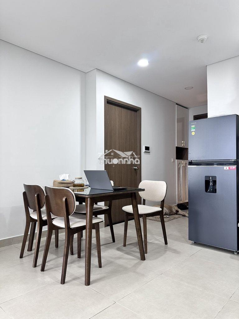 Chính chủ cho thuê căn 2 pn 2wc tầng cao view sông panorama riverside