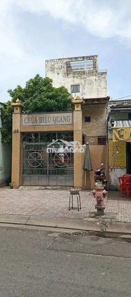 Bán nhà hẻm xe tải lạc long quân, tân bình, 3 tầng 3pn, 5 tỷ