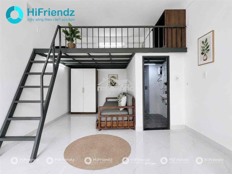 🏡Phòng trọ có gác cao ở 4người 4xe gần ngã 4 hàng xanh,đh hutech, gtvt