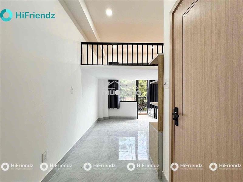 Duplex ban công đi bộ iuh