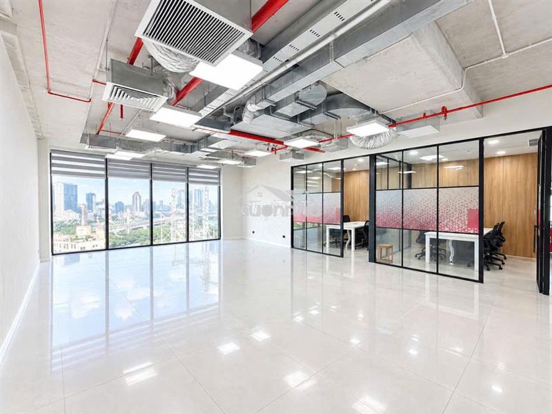 Cho thuê văn phòng nguyễn hữu cảnh, diện tích lớn 295m2, giá 105tr