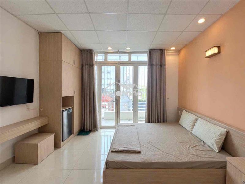 Studio ban công tách bếp full nội thất