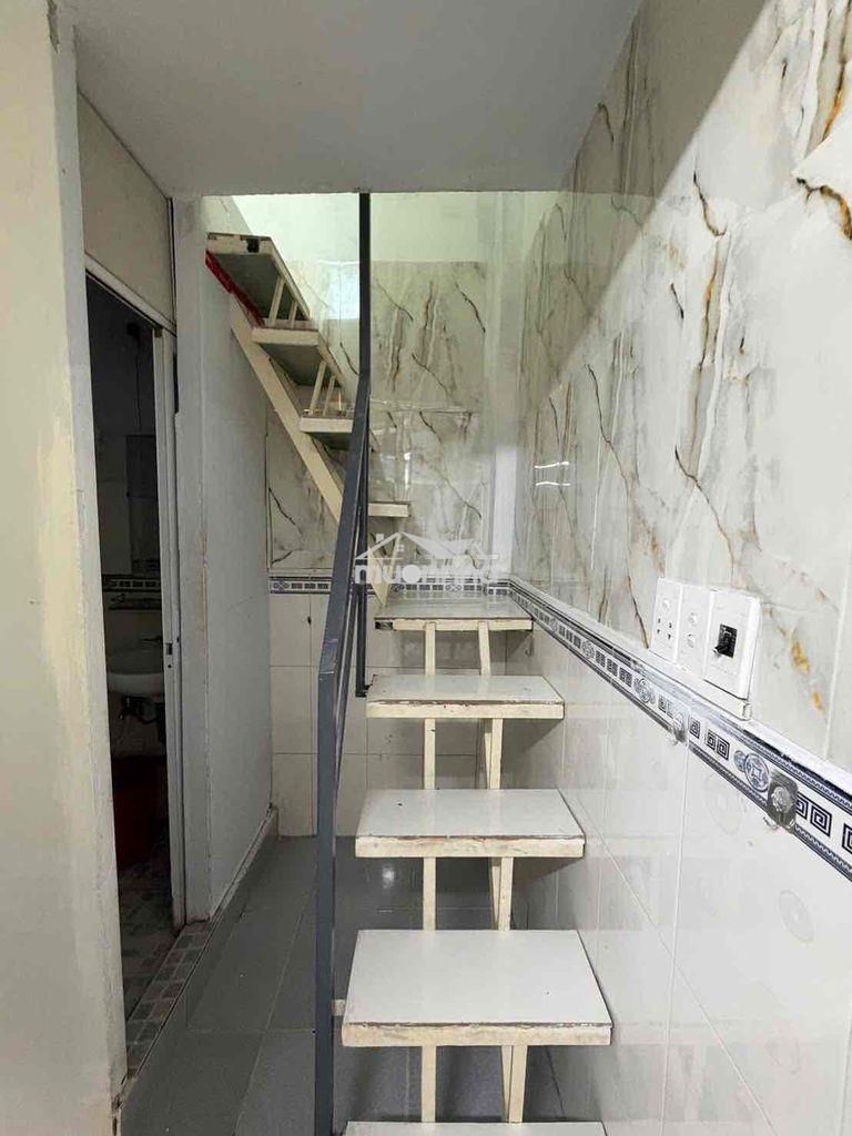 Bán nhà 3 tầng 2pn đường 3m thông thoáng. chỉ 1ty320 tluong - Ảnh 3