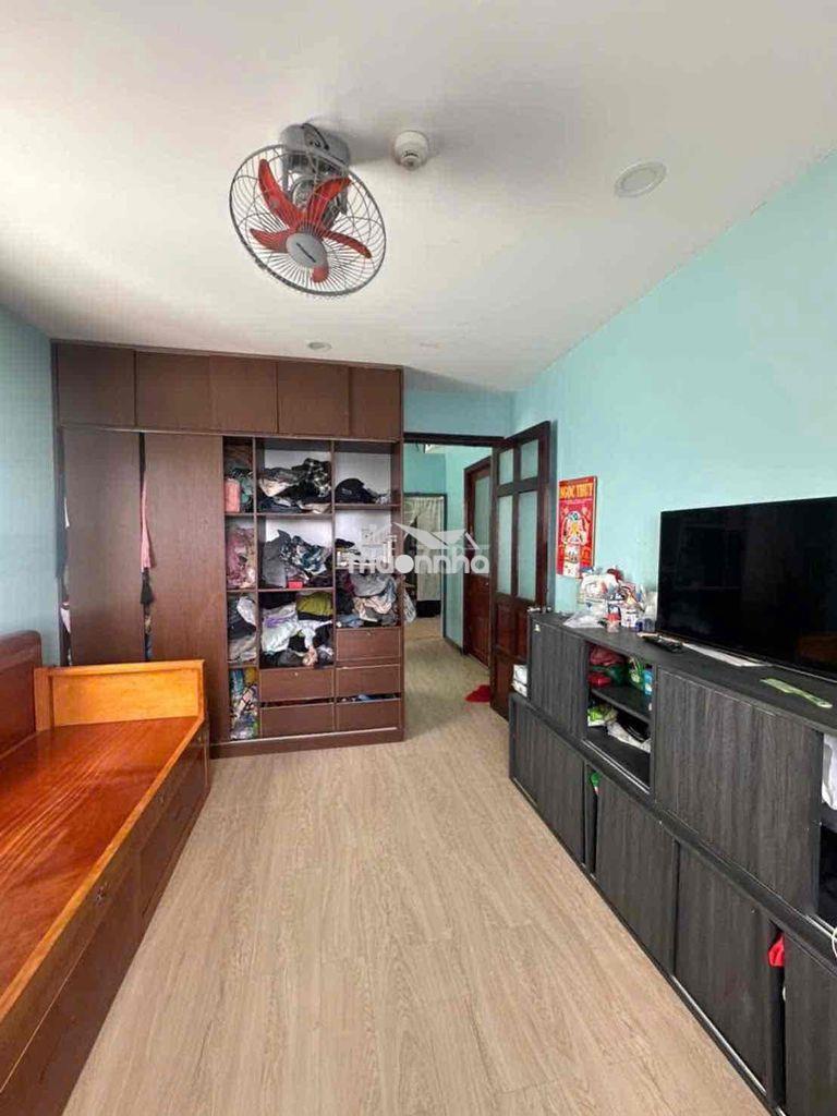 2.95tỷ.  81m2, 3pn, thang máy- c.cư imperial place sát tên lửa - Ảnh 4