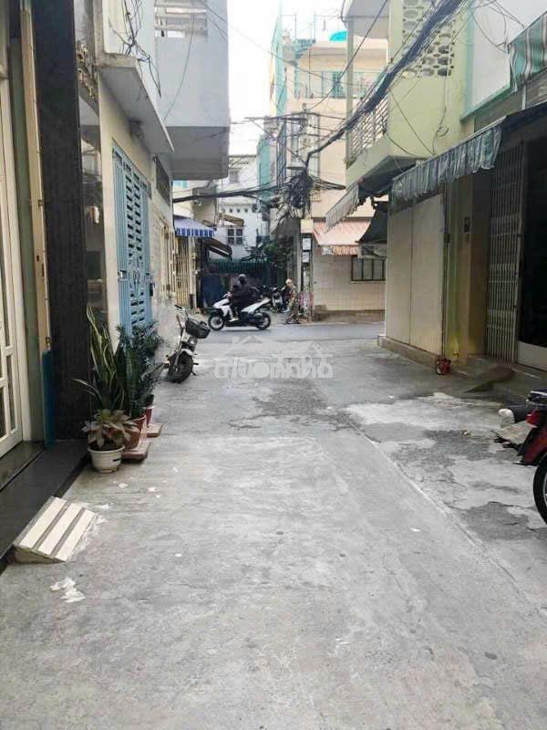 Cho thuê nhà trần phú, quận 5 – 2pn, 2wc – 12 triệu/tháng