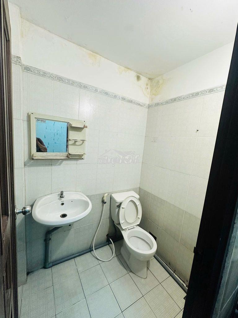 Phòng cho thuê ngay bệnh viện quận 8  - Ảnh 3