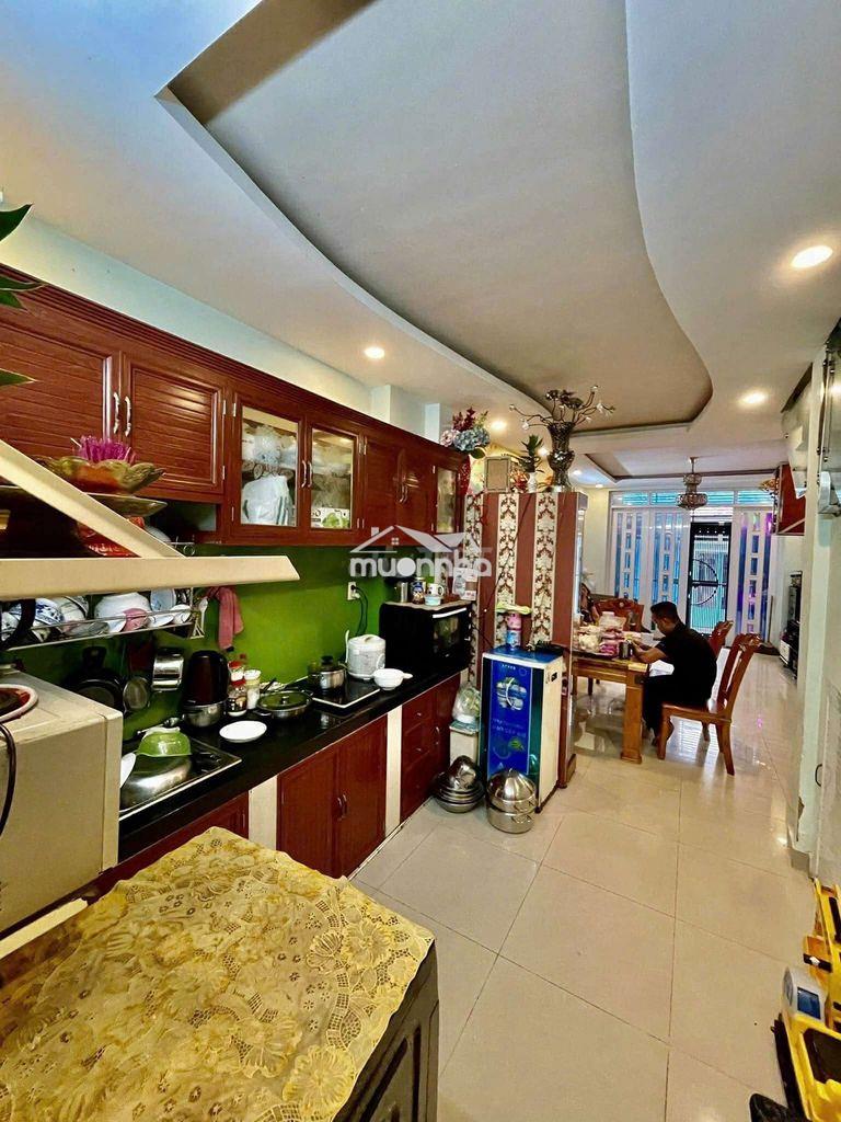 Cho thuê nhà nguyên căn ngay chợ phạm thế hiển, quận 8 - Ảnh 4