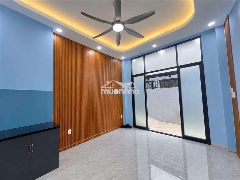 Nhà nhỏ xinh cách ql13 50m - cách ngã tư bình phước 400m - hoàn công