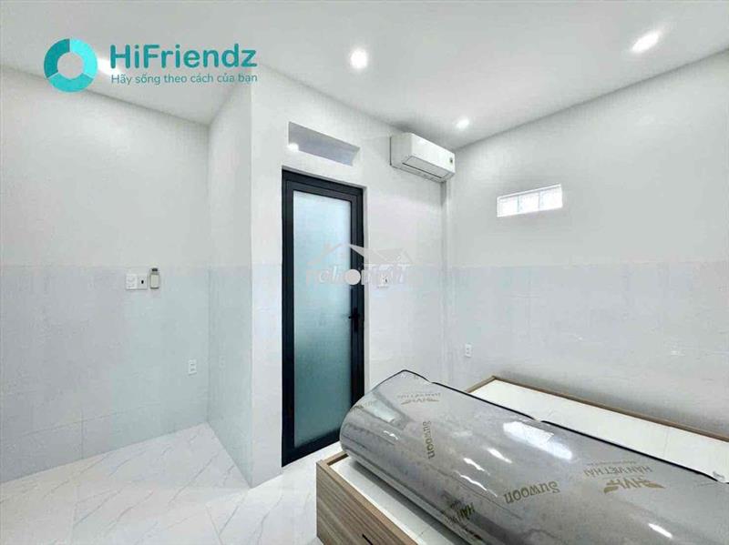 Studio full nội thất ngay gần cầu chữ y, thuận tiện di chuyển qua q1
