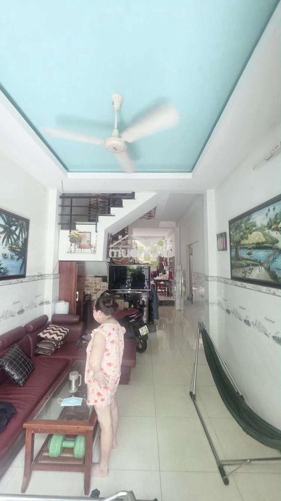 Bán nhà 3 tầng có sân vườn hẻm xe hơi đường đào cam mộc p4,q8 - Ảnh 3