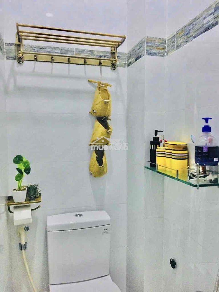 Nhà có nội thất 1 trệt 1 lầu 2pn 2wc hẻm 645 trần xuân soạn - Ảnh 4