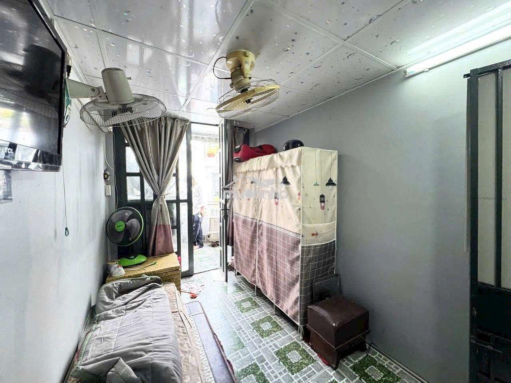 Cho thuê nhà 436 lạc long quân, q11, 3pn, 8 triệu, full nội thất - Ảnh 2