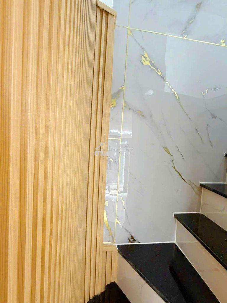 Nhà mới 2 tầng đẹp ht13 q12 - Ảnh 4